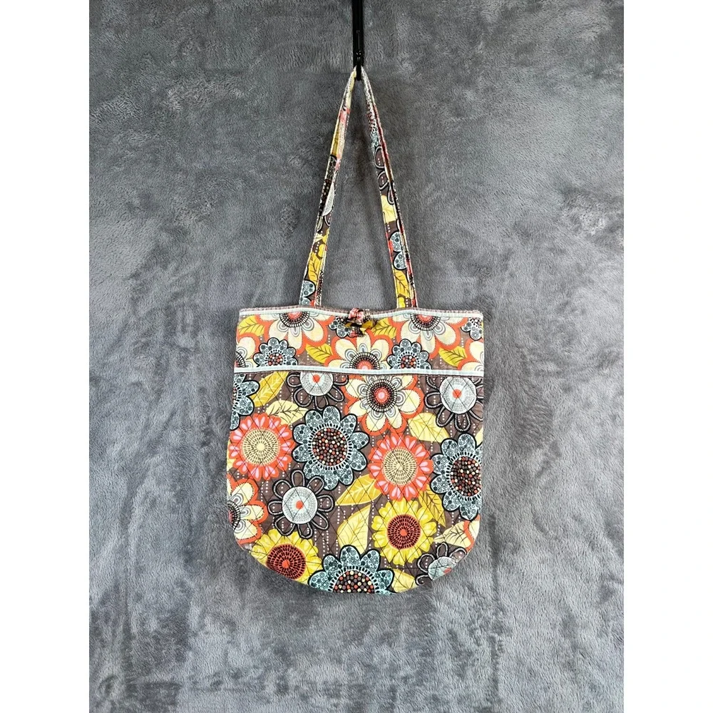 Vera Bradley excellent pre